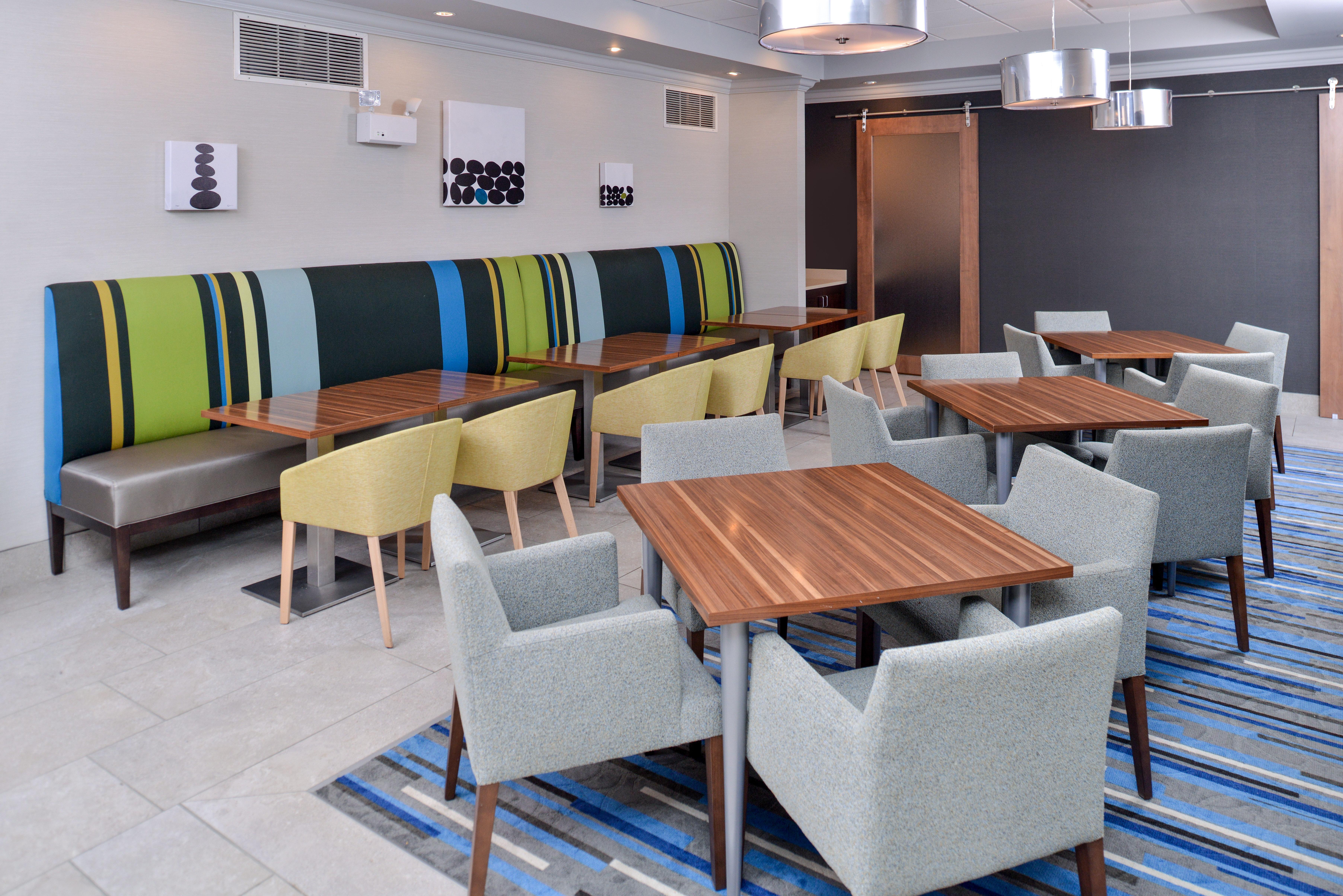 Holiday Inn Express Hotel & Suites St. Louis West-O'Fallon By Ihg Ngoại thất bức ảnh